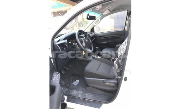Buy Import Toyota Hilux White Car in Import - Dubai in Curacao Buy Import Toyota Hilux White Car in Import - Dubai in Curacao