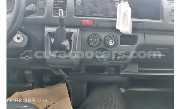 Buy Import Toyota Hiace White Car in Import - Dubai in Curacao Buy Import Toyota Hiace White Car in Import - Dubai in Curacao
