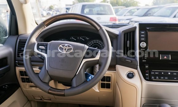 Buy Import Toyota Land Cruiser White Car in Import - Dubai in Curacao Buy Import Toyota Land Cruiser White Car in Import - Dubai in Curacao