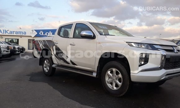 Buy Import Mitsubishi L200 White Car in Import - Dubai in Curacao Buy Import Mitsubishi L200 White Car in Import - Dubai in Curacao