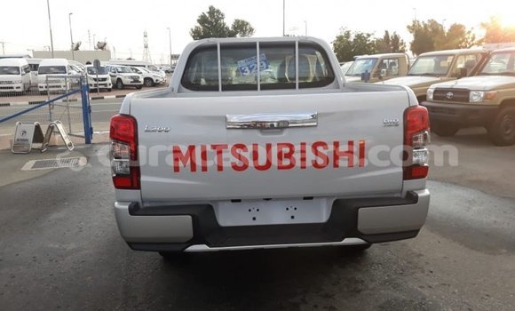 Buy Import Mitsubishi L200 White Car in Import - Dubai in Curacao Buy Import Mitsubishi L200 White Car in Import - Dubai in Curacao