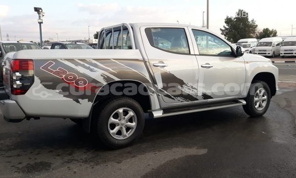 Buy Import Mitsubishi L200 White Car in Import - Dubai in Curacao Buy Import Mitsubishi L200 White Car in Import - Dubai in Curacao