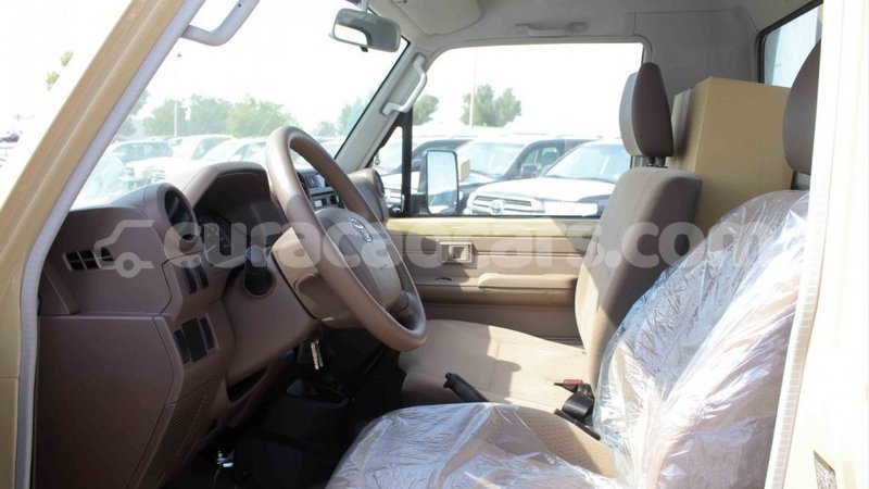 Big with watermark toyota land cruiser curacao import dubai 2069