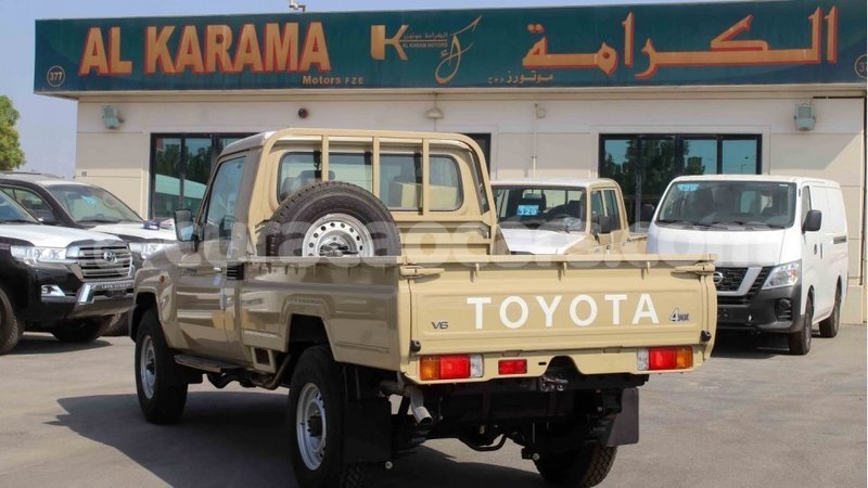 Big with watermark toyota land cruiser curacao import dubai 2069