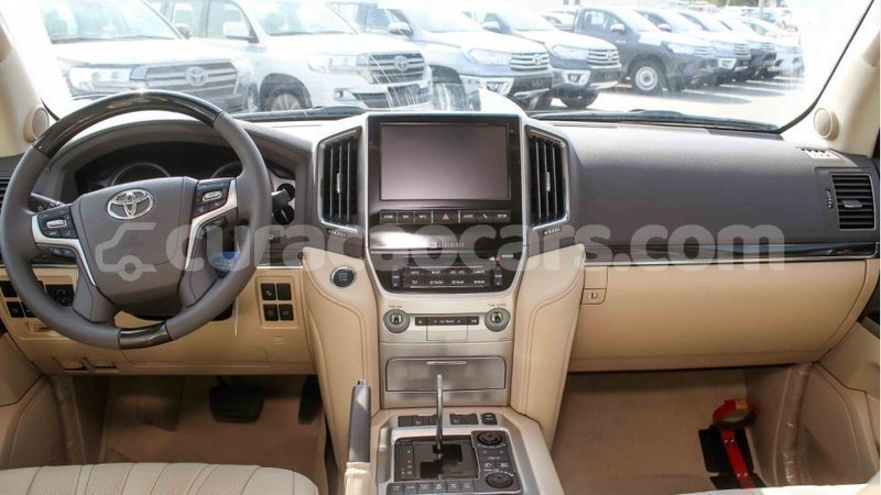 Big with watermark toyota land cruiser curacao import dubai 2072