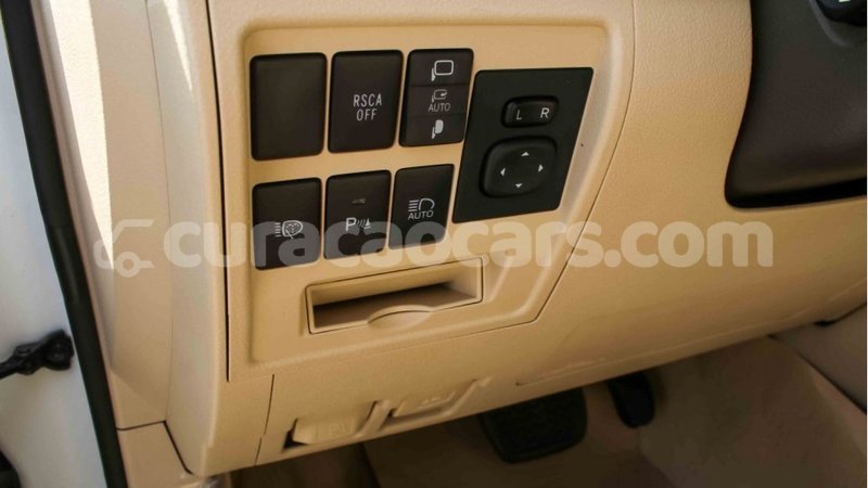 Big with watermark toyota land cruiser curacao import dubai 2072