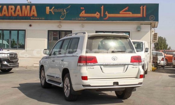 Buy Import Toyota Land Cruiser White Car in Import - Dubai in Curacao Buy Import Toyota Land Cruiser White Car in Import - Dubai in Curacao