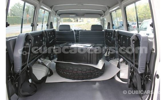 Buy Import Toyota Land Cruiser White Car in Import - Dubai in Curacao Buy Import Toyota Land Cruiser White Car in Import - Dubai in Curacao