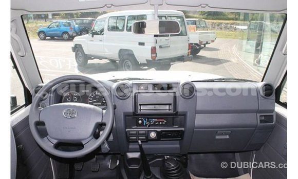 Buy Import Toyota Land Cruiser White Car in Import - Dubai in Curacao Buy Import Toyota Land Cruiser White Car in Import - Dubai in Curacao
