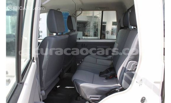 Buy Import Toyota Land Cruiser White Car in Import - Dubai in Curacao Buy Import Toyota Land Cruiser White Car in Import - Dubai in Curacao