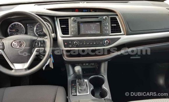 Buy Import Toyota Highlander Brown Car in Import - Dubai in Curacao Buy Import Toyota Highlander Brown Car in Import - Dubai in Curacao