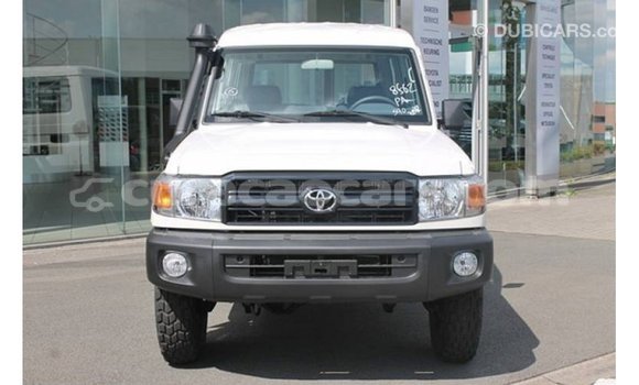 Buy Import Toyota Land Cruiser White Car in Import - Dubai in Curacao Buy Import Toyota Land Cruiser White Car in Import - Dubai in Curacao