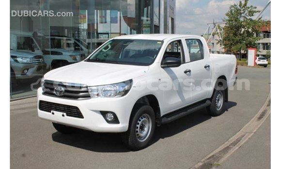 Buy Import Toyota Hilux White Car in Import - Dubai in Curacao Buy Import Toyota Hilux White Car in Import - Dubai in Curacao