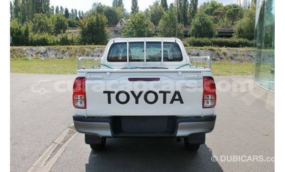 Buy Import Toyota Hilux White Car in Import - Dubai in Curacao Buy Import Toyota Hilux White Car in Import - Dubai in Curacao