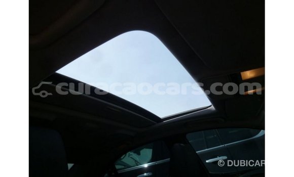 Buy Import Mercedes-Benz 190 (W201) White Car in Import - Dubai in Curacao Buy Import Mercedes-Benz 190 (W201) White Car in Import - Dubai in Curacao