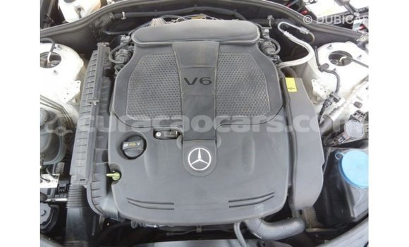 Buy Import Mercedes-Benz 190 (W201) White Car in Import - Dubai in Curacao Buy Import Mercedes-Benz 190 (W201) White Car in Import - Dubai in Curacao