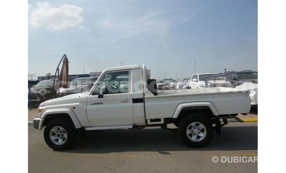 Buy Import Toyota Land Cruiser White Car in Import - Dubai in Curacao Buy Import Toyota Land Cruiser White Car in Import - Dubai in Curacao