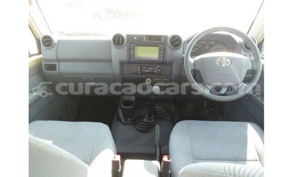 Buy Import Toyota Land Cruiser Beige Car in Import - Dubai in Curacao Buy Import Toyota Land Cruiser Beige Car in Import - Dubai in Curacao