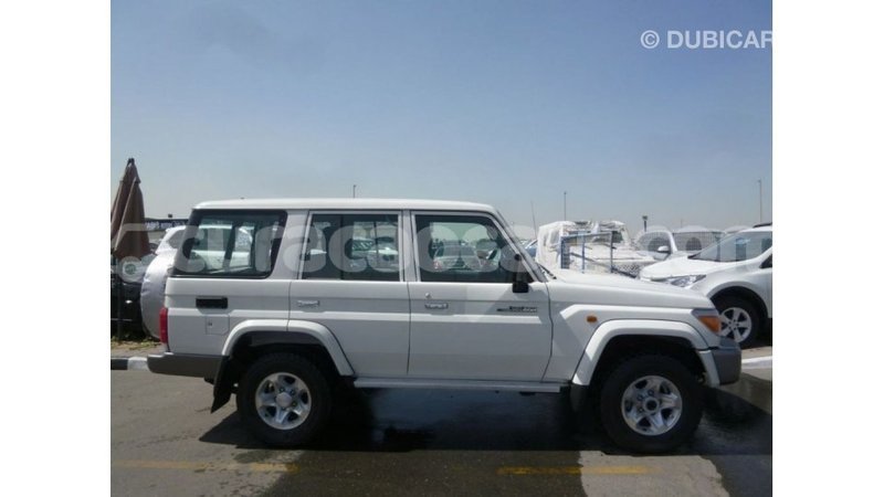 Big with watermark toyota land cruiser curacao import dubai 2170