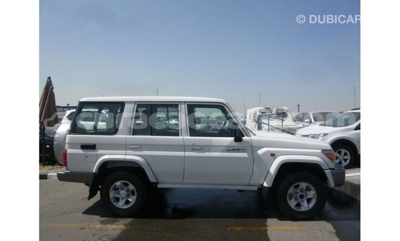 Buy Import Toyota Land Cruiser White Car in Import - Dubai in Curacao Buy Import Toyota Land Cruiser White Car in Import - Dubai in Curacao