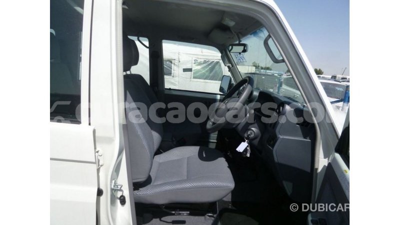 Big with watermark toyota land cruiser curacao import dubai 2170