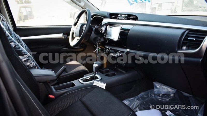 Big with watermark toyota hilux curacao import dubai 2173