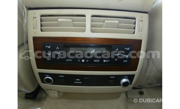 Buy Import Toyota Land Cruiser White Car in Import - Dubai in Curacao Buy Import Toyota Land Cruiser White Car in Import - Dubai in Curacao