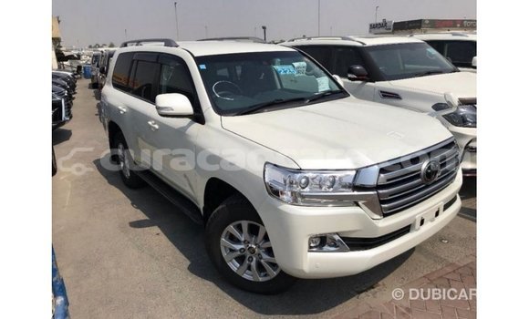 Buy Import Toyota Land Cruiser White Car in Import - Dubai in Curacao Buy Import Toyota Land Cruiser White Car in Import - Dubai in Curacao