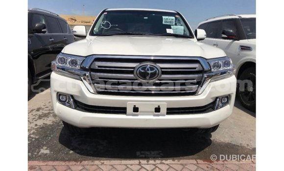 Buy Import Toyota Land Cruiser White Car in Import - Dubai in Curacao Buy Import Toyota Land Cruiser White Car in Import - Dubai in Curacao