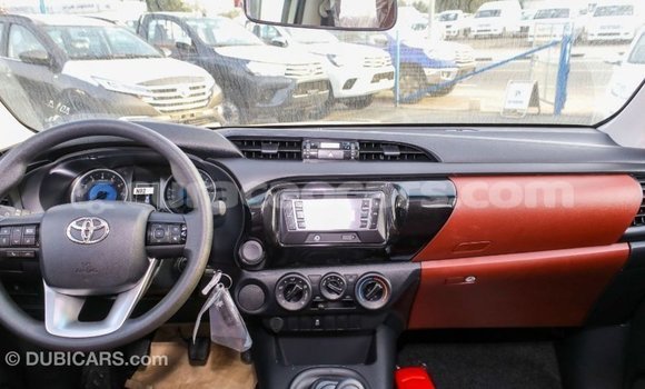 Buy Import Toyota Hilux White Car in Import - Dubai in Curacao Buy Import Toyota Hilux White Car in Import - Dubai in Curacao