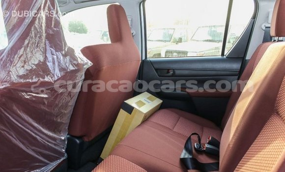 Buy Import Toyota Hilux White Car in Import - Dubai in Curacao Buy Import Toyota Hilux White Car in Import - Dubai in Curacao