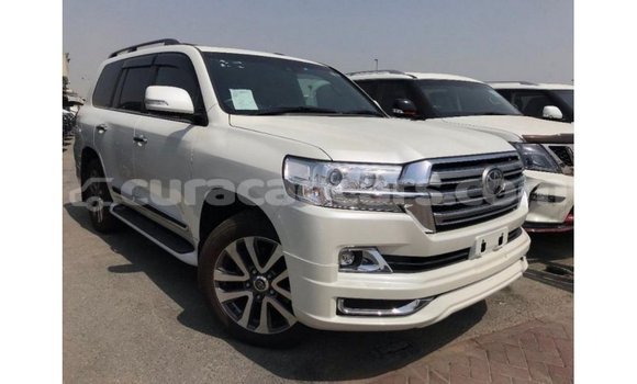 Buy Import Toyota Land Cruiser White Car in Import - Dubai in Curacao Buy Import Toyota Land Cruiser White Car in Import - Dubai in Curacao