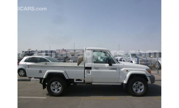 Buy Import Toyota Land Cruiser White Car in Import - Dubai in Curacao Buy Import Toyota Land Cruiser White Car in Import - Dubai in Curacao