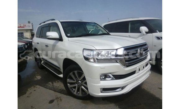 Buy Import Toyota Land Cruiser White Car in Import - Dubai in Curacao Buy Import Toyota Land Cruiser White Car in Import - Dubai in Curacao