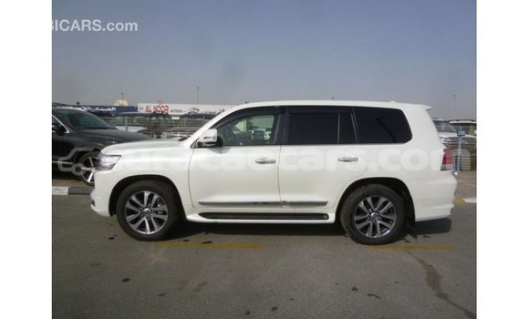 Buy Import Toyota Land Cruiser White Car in Import - Dubai in Curacao Buy Import Toyota Land Cruiser White Car in Import - Dubai in Curacao