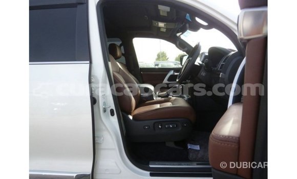 Buy Import Toyota Land Cruiser White Car in Import - Dubai in Curacao Buy Import Toyota Land Cruiser White Car in Import - Dubai in Curacao