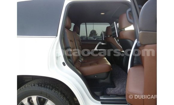 Buy Import Toyota Land Cruiser White Car in Import - Dubai in Curacao Buy Import Toyota Land Cruiser White Car in Import - Dubai in Curacao