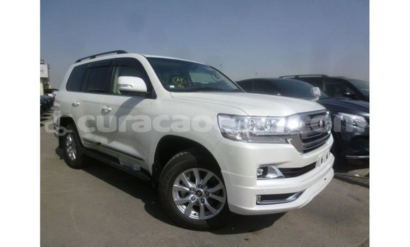 Buy Import Toyota Land Cruiser White Car in Import - Dubai in Curacao Buy Import Toyota Land Cruiser White Car in Import - Dubai in Curacao