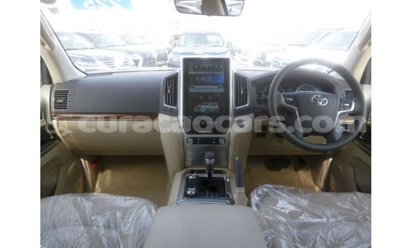 Buy Import Toyota Land Cruiser White Car in Import - Dubai in Curacao Buy Import Toyota Land Cruiser White Car in Import - Dubai in Curacao