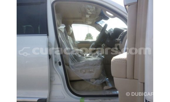 Buy Import Toyota Land Cruiser White Car in Import - Dubai in Curacao Buy Import Toyota Land Cruiser White Car in Import - Dubai in Curacao