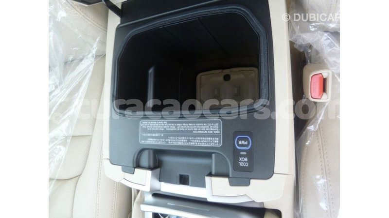 Big with watermark toyota land cruiser curacao import dubai 2208