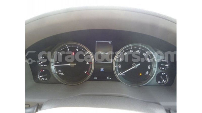 Big with watermark toyota land cruiser curacao import dubai 2208