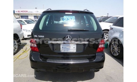 Buy Import Mercedes-Benz 190 (W201) Black Car in Import - Dubai in Curacao Buy Import Mercedes-Benz 190 (W201) Black Car in Import - Dubai in Curacao
