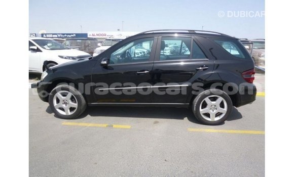 Buy Import Mercedes-Benz 190 (W201) Black Car in Import - Dubai in Curacao Buy Import Mercedes-Benz 190 (W201) Black Car in Import - Dubai in Curacao