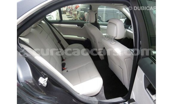 Buy Import Mercedes-Benz 190 (W201) Black Car in Import - Dubai in Curacao Buy Import Mercedes-Benz 190 (W201) Black Car in Import - Dubai in Curacao