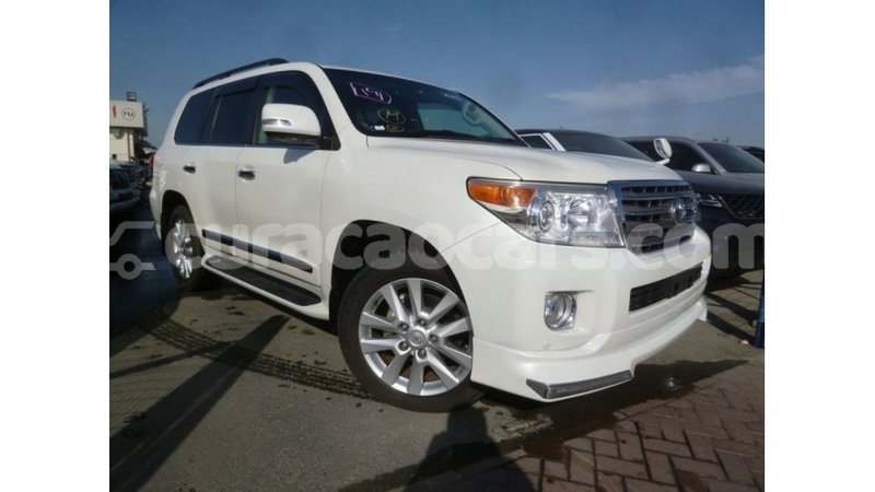 Big with watermark toyota land cruiser curacao import dubai 2228