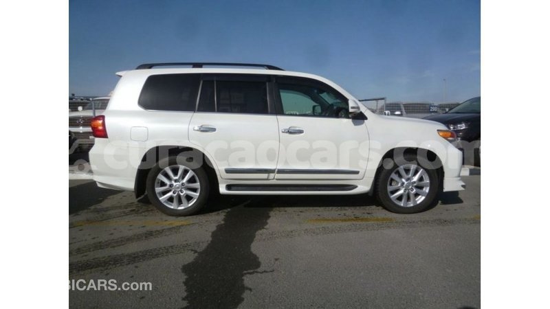 Big with watermark toyota land cruiser curacao import dubai 2228