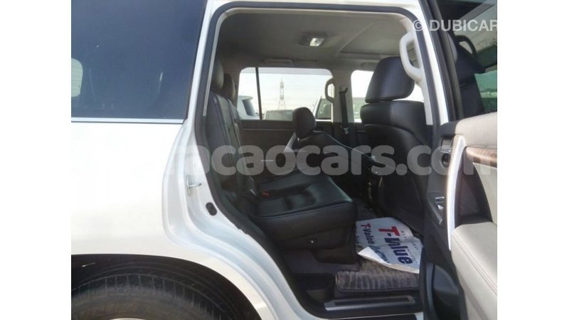 Big with watermark toyota land cruiser curacao import dubai 2228