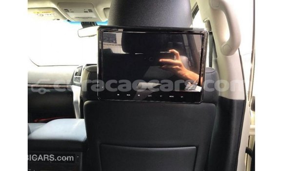 Buy Import Toyota Land Cruiser White Car in Import - Dubai in Curacao Buy Import Toyota Land Cruiser White Car in Import - Dubai in Curacao