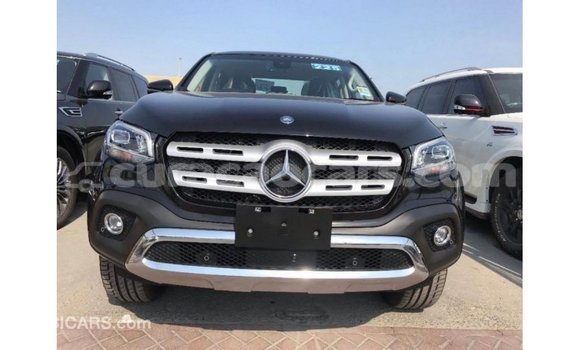 Buy Import Mercedes-Benz 250 Black Car in Import - Dubai in Curacao Buy Import Mercedes-Benz 250 Black Car in Import - Dubai in Curacao